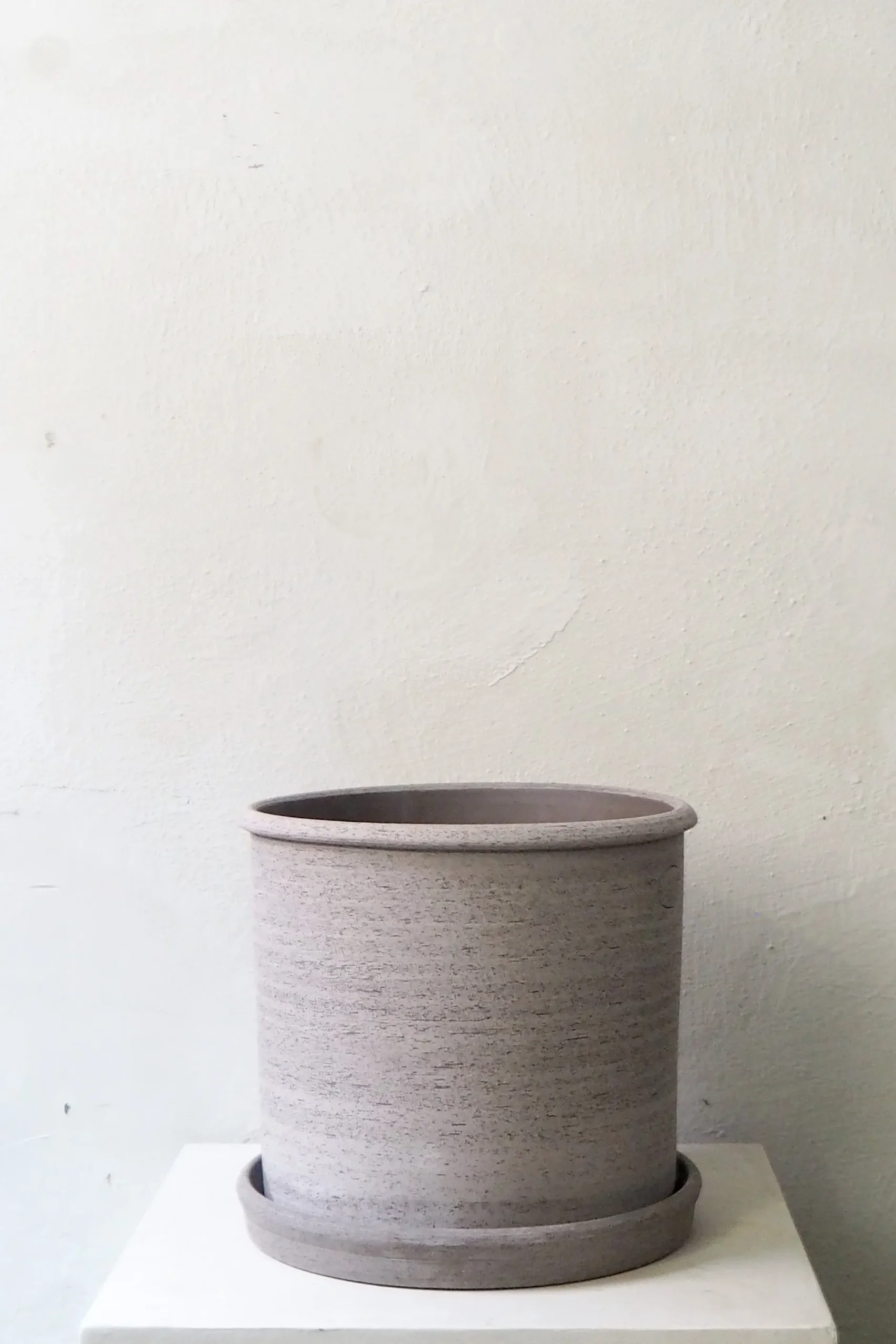 Terrakotta-Krukker|Stor^PLANT Modena gulvkrukke - raw grey