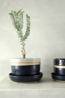 Håndlavede Krukker|Glaserede Krukker^PLANT Nina Frigg stor no. 2
