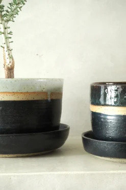 Håndlavede Krukker|Glaserede Krukker^PLANT Nina Frigg stor no. 2